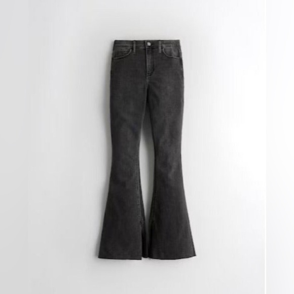 Hollister high rise flare jeans - Picture 1 of 4